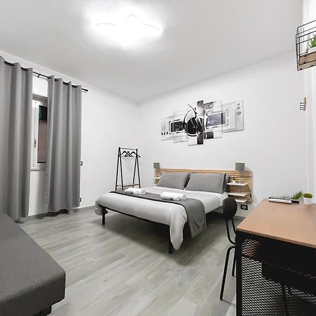 Dm Rome Holiday Zewnętrze zdjęcie